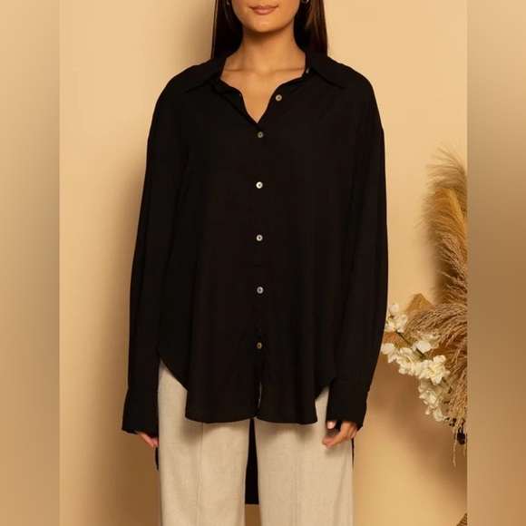 Shore Brand Layla Oversized Button Down Women's SZ. Medium NWT - Picture 1 of 4